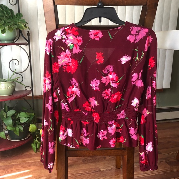 Express Floral Long Sleeve Top - Picture 2 of 3